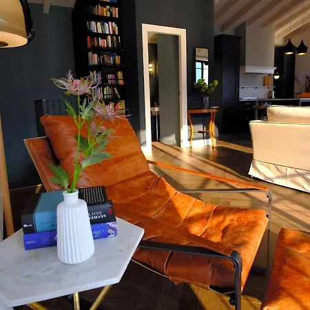 Lejlighed Luxury Getaway With Pool, Garden & Privacy
